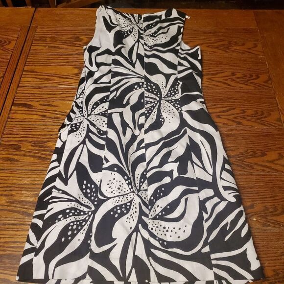 Lilly Pulitzer Forsythia Black White Sneak A Peek - Picture 5 of 5